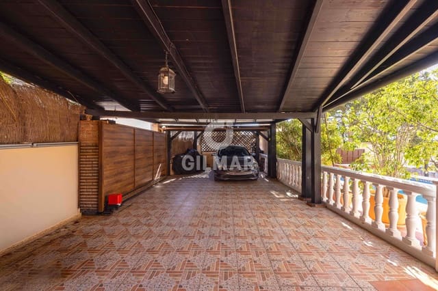 6 soverom Villa til salgs i El Candado, Málaga by med svømmebasseng garasje - € 1 495 000 (Ref: 9976459)