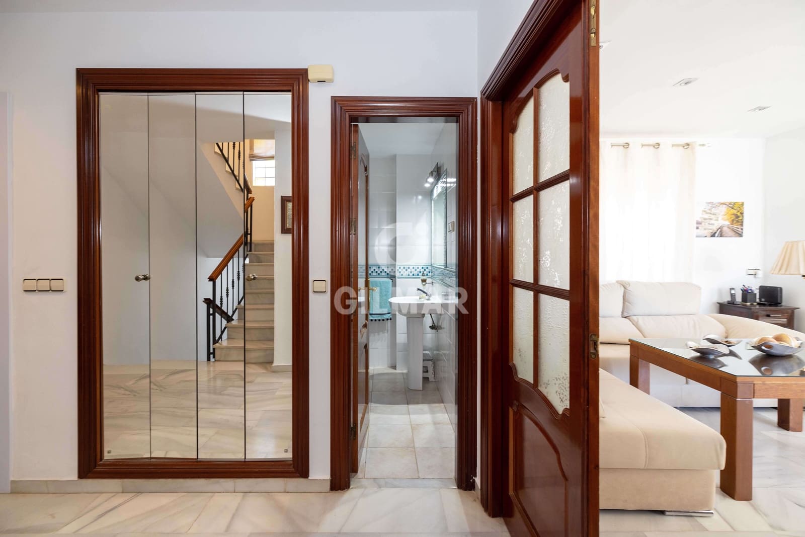 6 soverom Villa til salgs i Malaga by med svømmebasseng garasje - € 1 495 000 (Ref: 9976459)