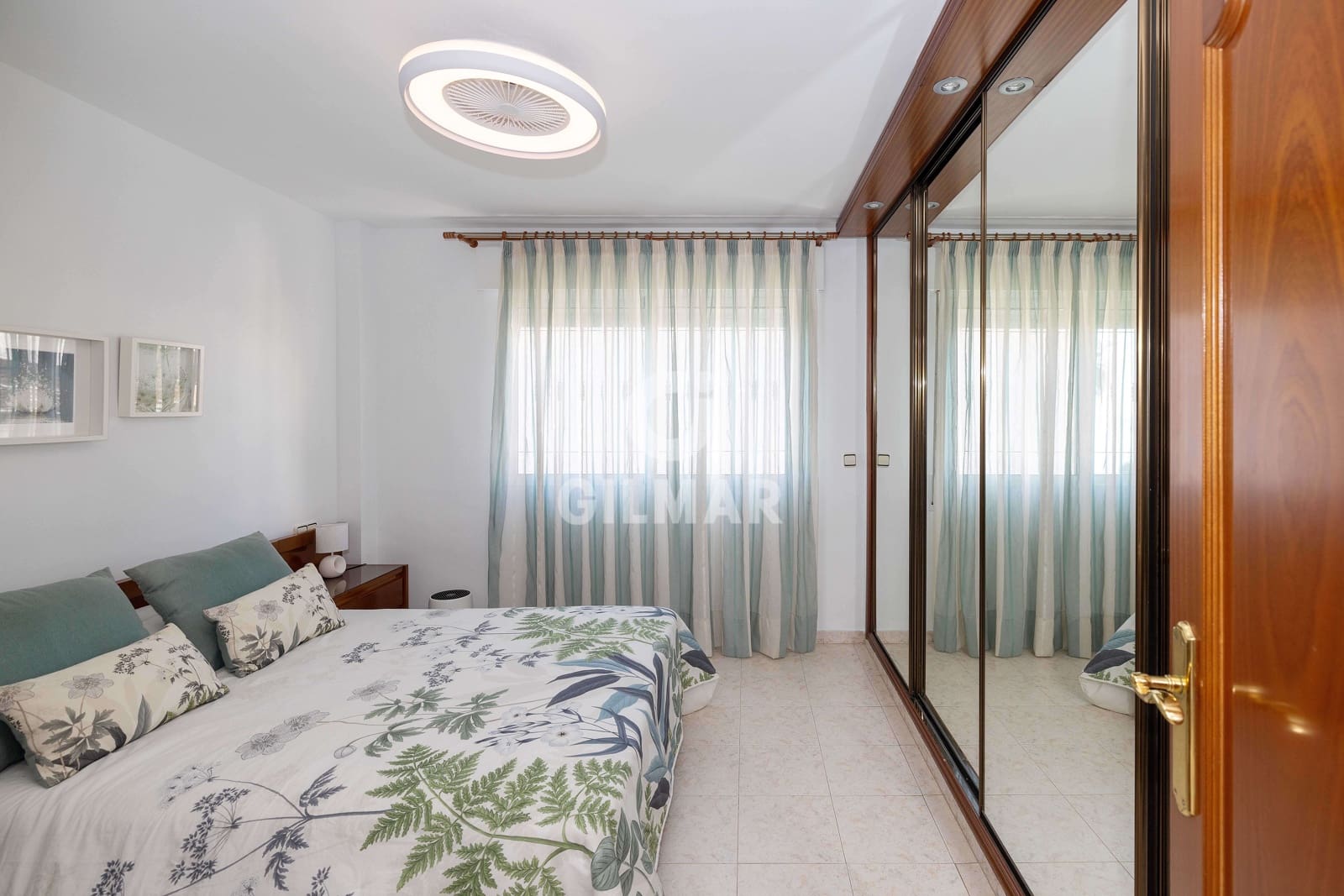 6 soverom Villa til salgs i Malaga by med svømmebasseng garasje - € 1 495 000 (Ref: 9976459)
