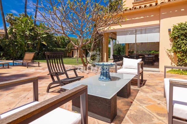 4 soveværelse Villa til salg i Guadalmar, Málaga by med swimmingpool garage - € 1.990.000 (Ref: 9976460)