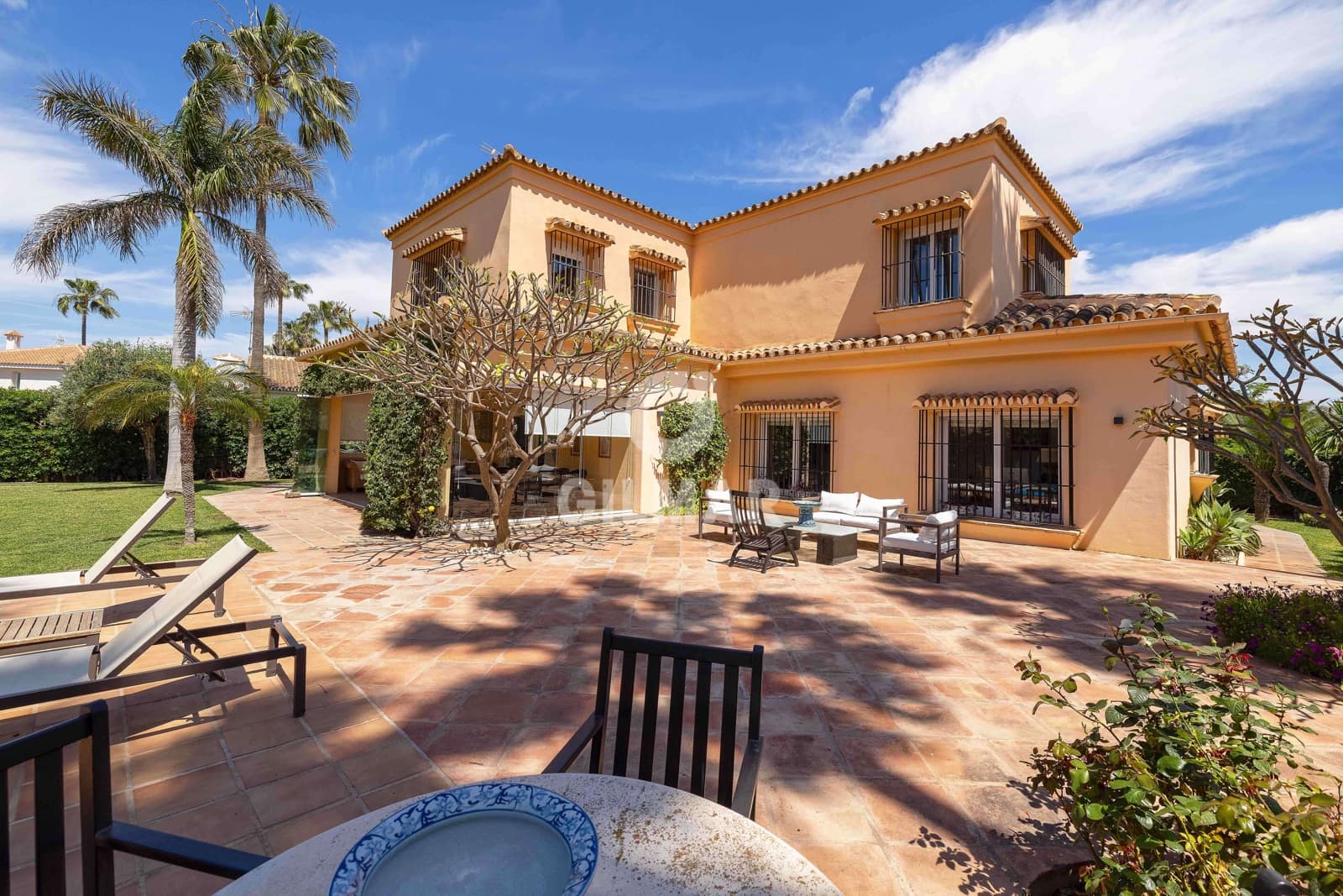 4 soveværelse Villa til salg i Churriana med swimmingpool garage - € 1.990.000 (Ref: 9976460)