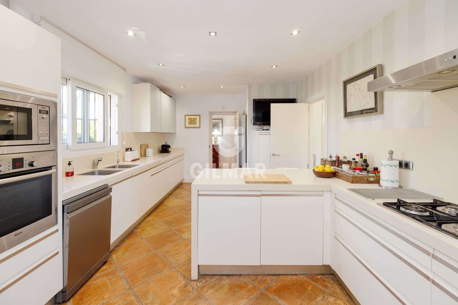 4 soveværelse Villa til salg i Churriana med swimmingpool garage - € 1.990.000 (Ref: 9976460)