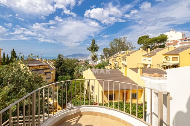 Pareado de 3 habitaciones en Cerrado de Calderon, Málaga ciudad en venta - 787.500 € (Ref: 9976461)