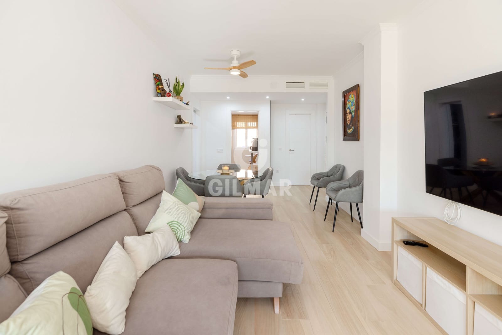 2 soveværelse Lejlighed til salg i Malaga by med swimmingpool garage - € 594.000 (Ref: 9976462)