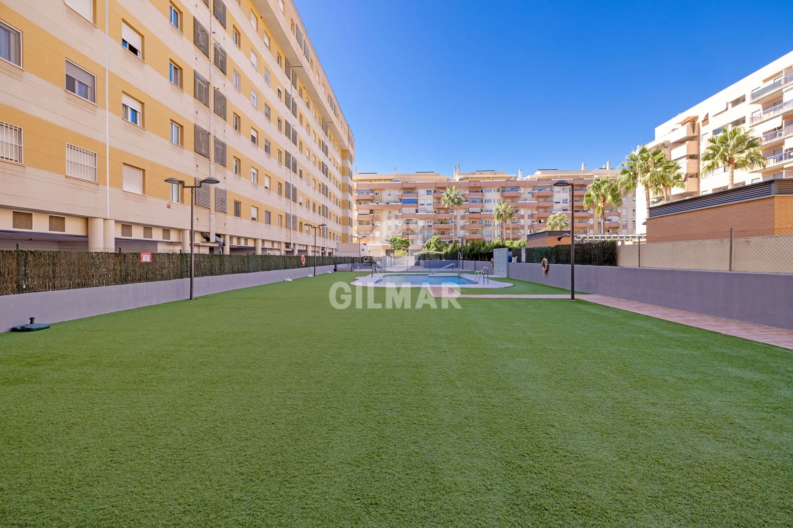 2 soveværelse Lejlighed til salg i Malaga by med swimmingpool garage - € 594.000 (Ref: 9976462)