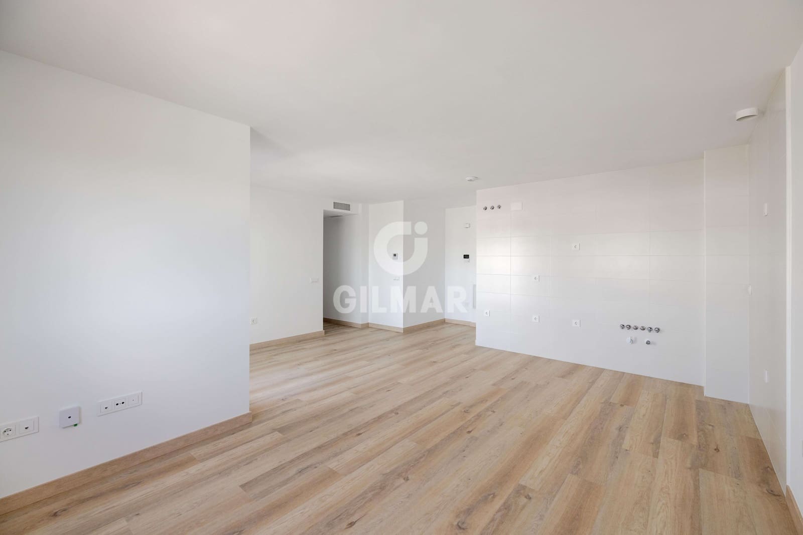Ático de 3 habitaciones en Puerto de la Torre en venta con piscina garaje - 589.000 € (Ref: 9976466)
