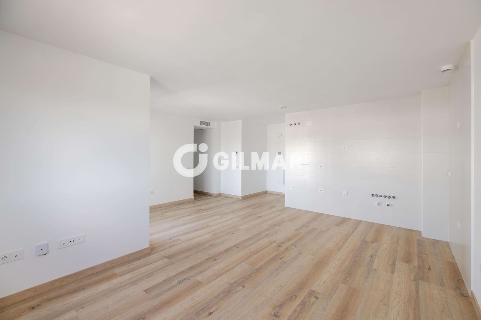 Ático de 3 habitaciones en Puerto de la Torre en venta con piscina garaje - 589.000 € (Ref: 9976466)
