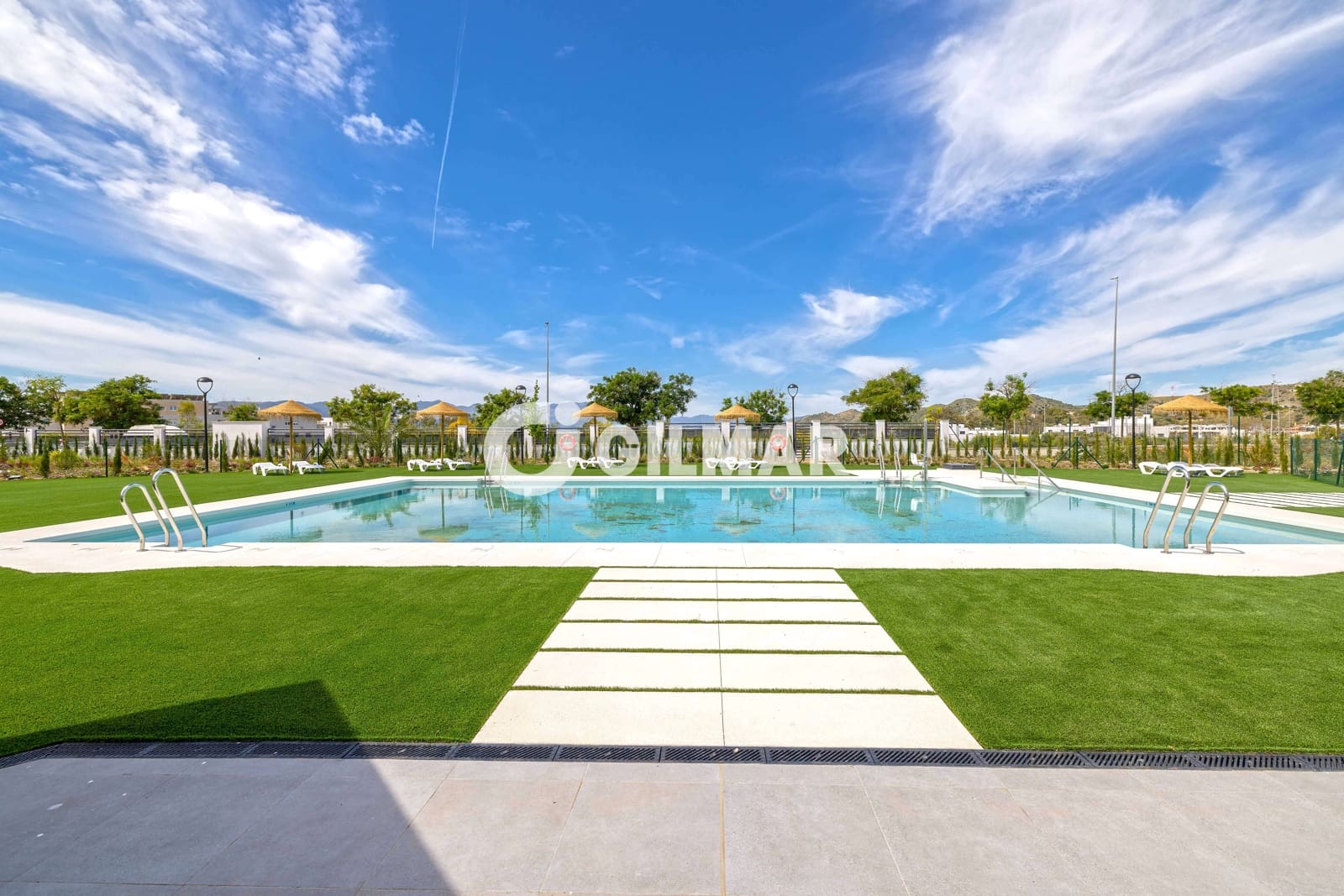 Ático de 3 habitaciones en Puerto de la Torre en venta con piscina garaje - 589.000 € (Ref: 9976466)