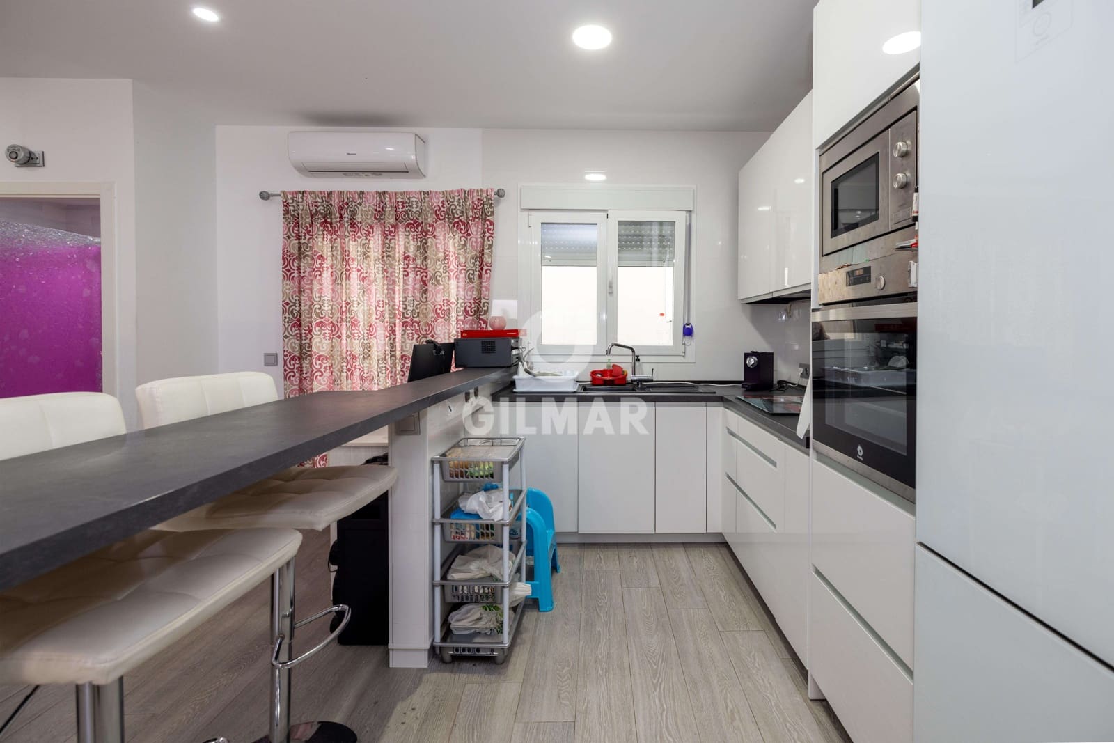 Chalet de 3 habitaciones en Málaga ciudad en venta - 480.000 € (Ref: 9976469)