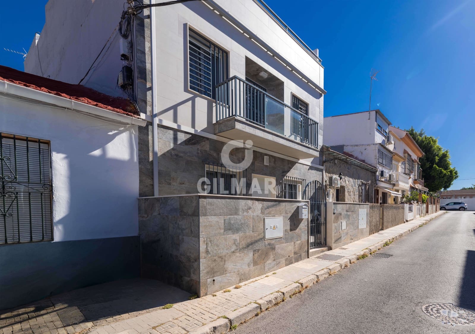 Chalet de 3 habitaciones en Málaga ciudad en venta - 480.000 € (Ref: 9976469)