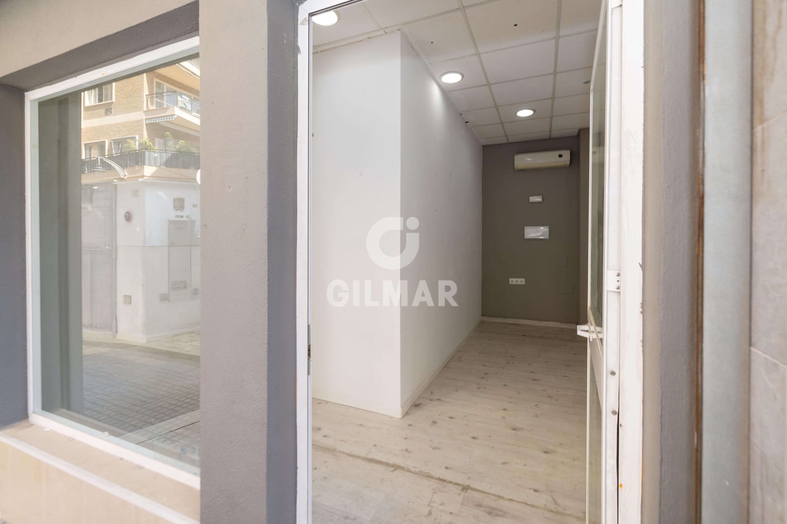 Local Commercial à vendre à Malaga ville - 215 000 € (Ref: 9976471)