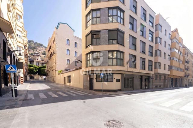 Erhverv til salg i La Malagueta, Málaga by - € 215.000 (Ref: 9976471)