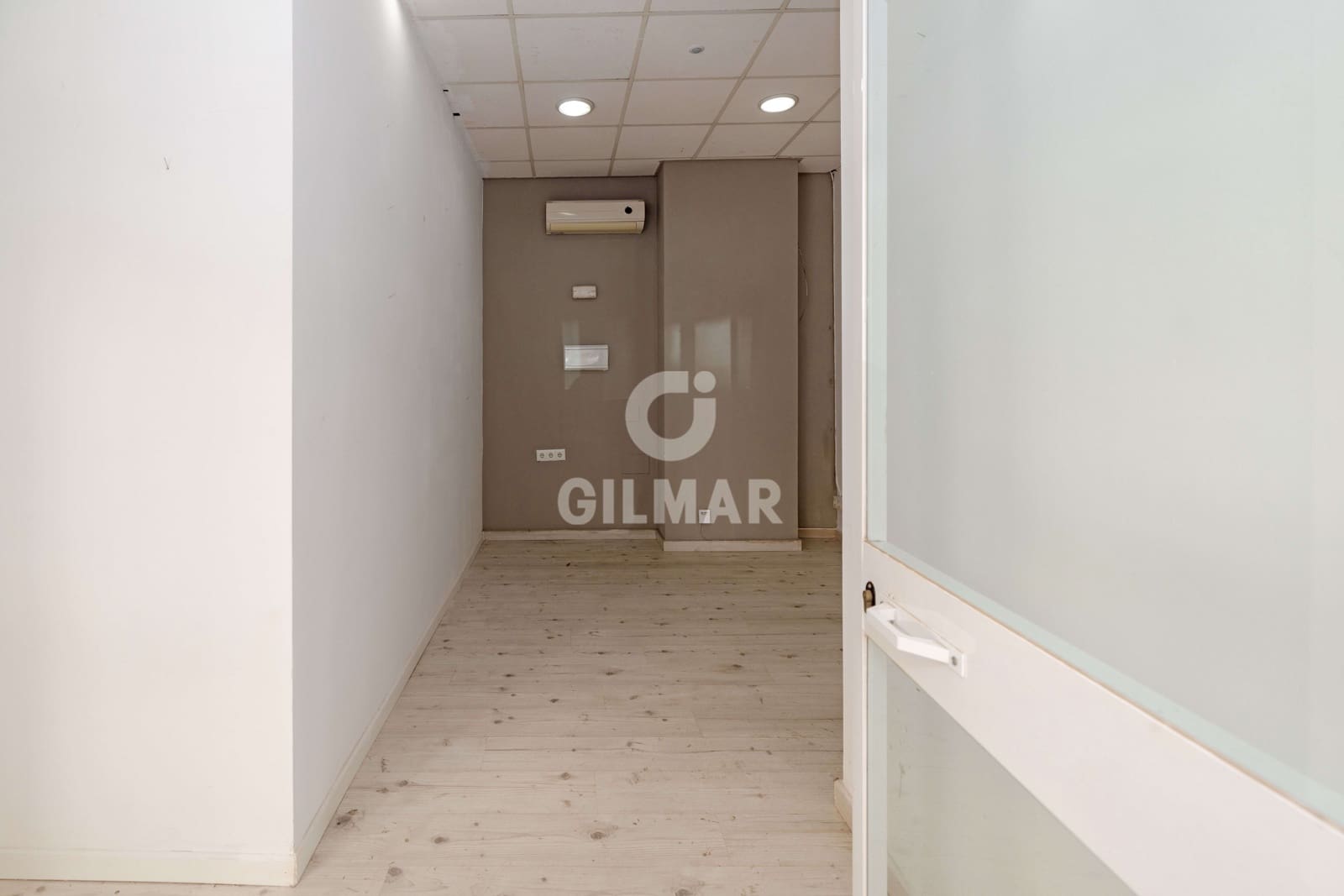 Local Commercial à vendre à Malaga ville - 215 000 € (Ref: 9976471)