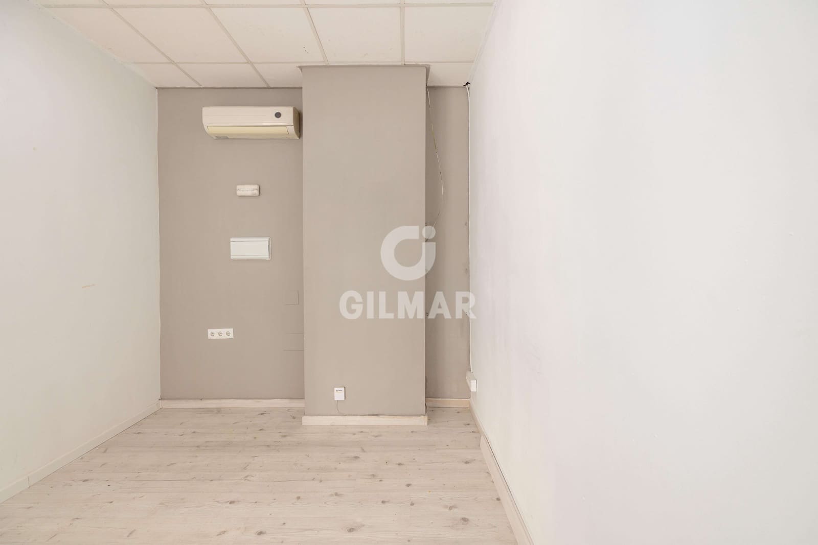 Local Commercial à vendre à Malaga ville - 215 000 € (Ref: 9976471)