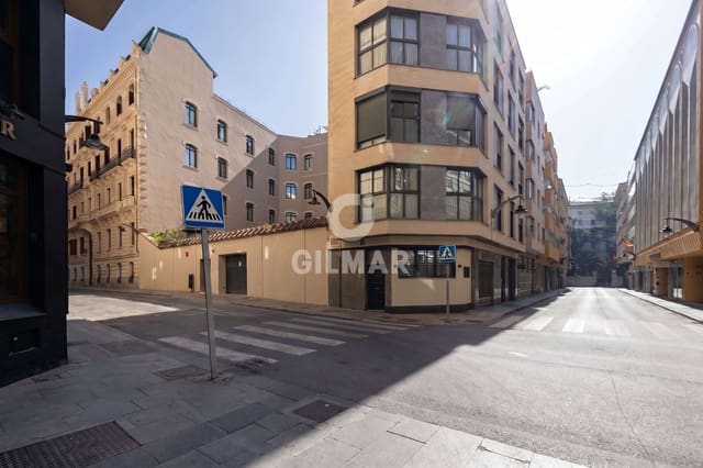Erhverv til salg i La Malagueta, Málaga by - € 215.000 (Ref: 9976471)