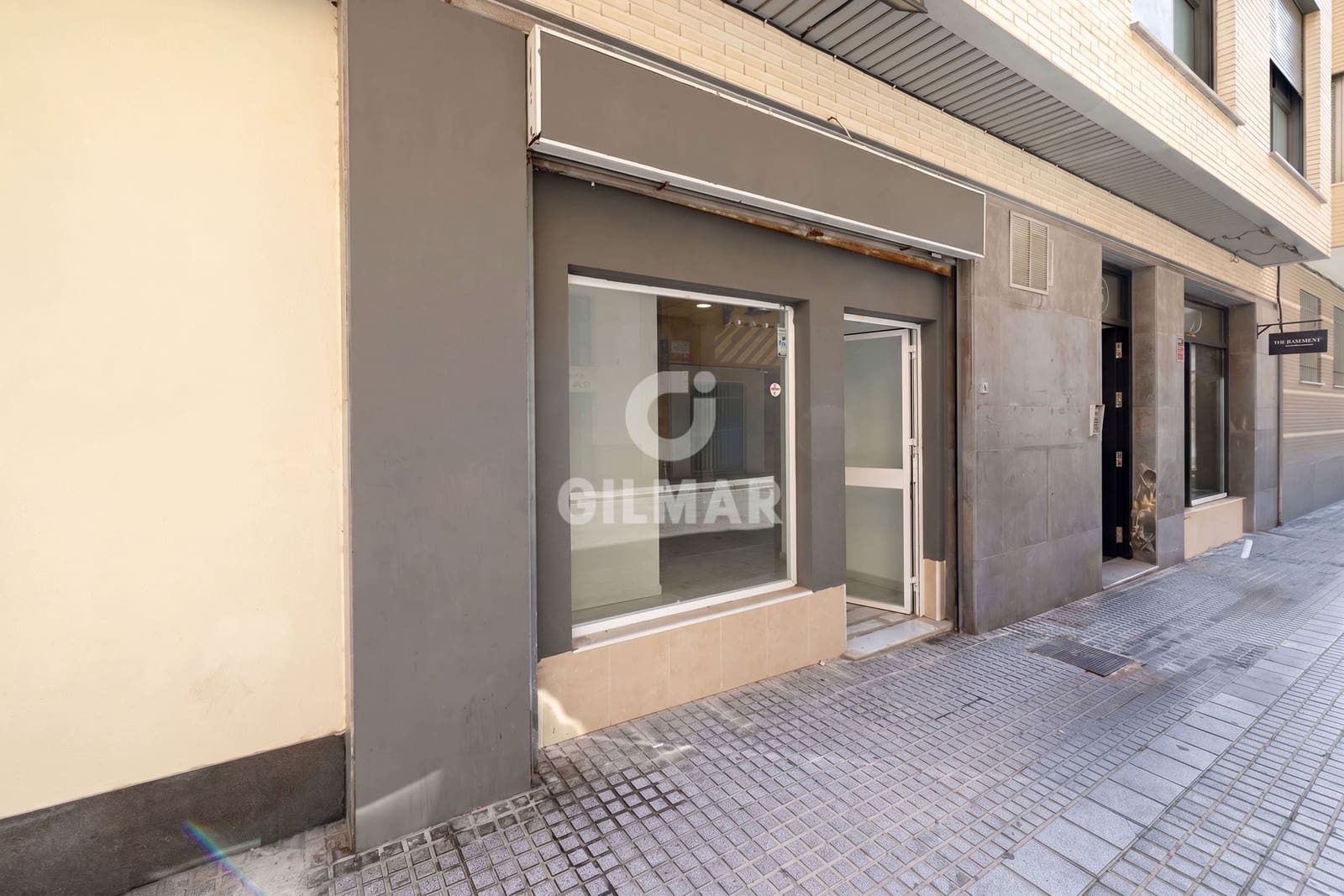 Local Commercial à vendre à Malaga ville - 215 000 € (Ref: 9976471)