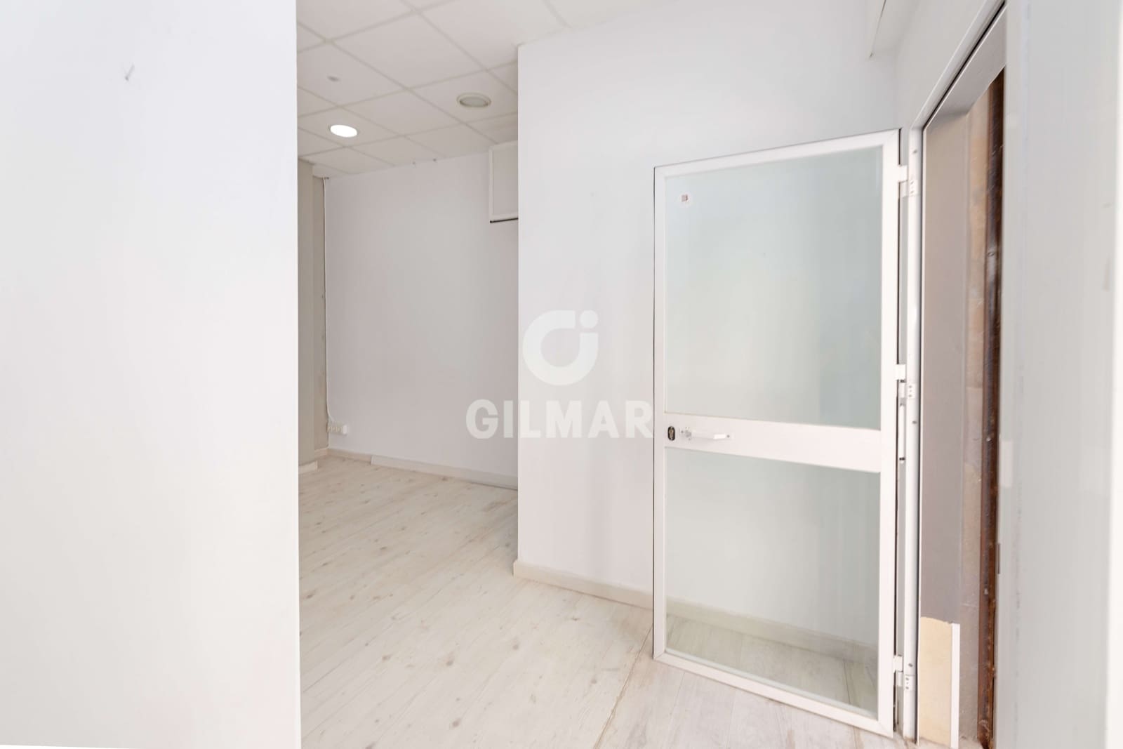 Local Commercial à vendre à Malaga ville - 215 000 € (Ref: 9976471)