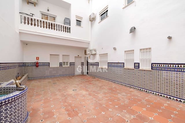 Piso de 1 habitación en San Miguel, Málaga ciudad en venta - 185.000 € (Ref: 9976472)