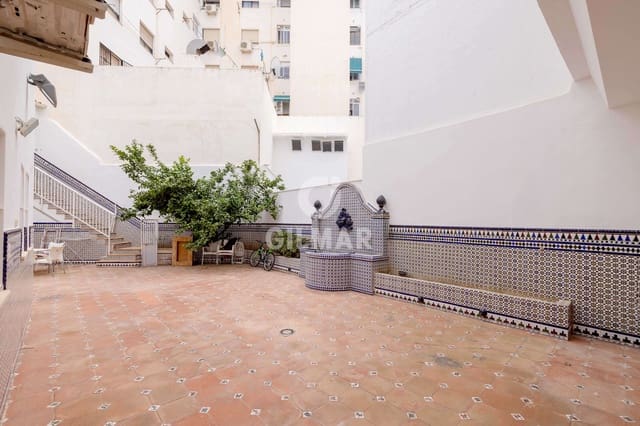 Piso de 1 habitación en San Miguel, Málaga ciudad en venta - 185.000 € (Ref: 9976472)