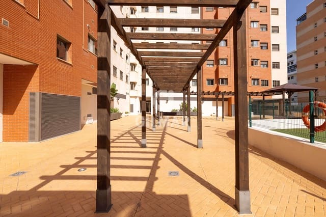 3 soverom Leilighet til salgs i Mainake, Málaga by med svømmebasseng garasje - € 637 000 (Ref: 9976473)