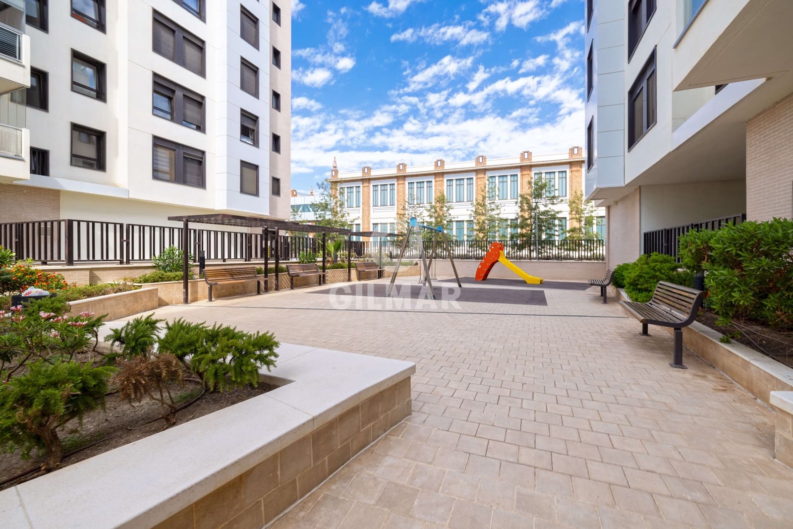 3 sovrum Lägenhet till salu i Malaga stad med pool garage - 1 275 000 € (Ref: 9976474)