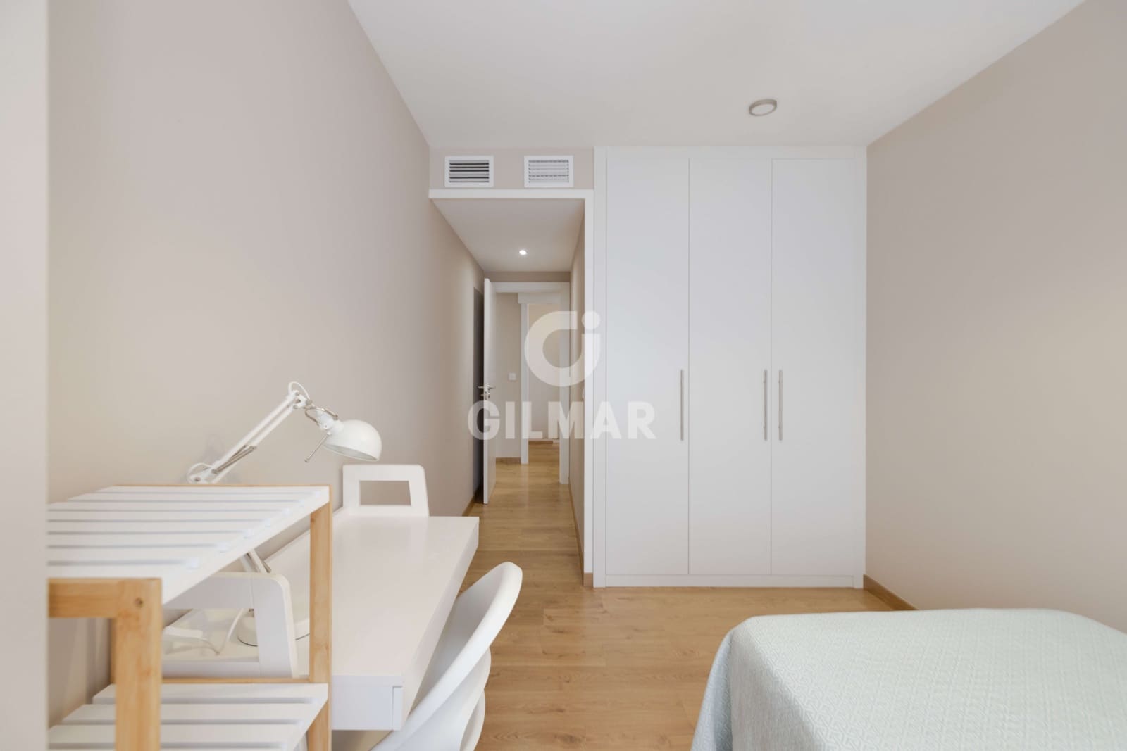 3 sovrum Lägenhet till salu i Malaga stad med pool garage - 1 275 000 € (Ref: 9976474)