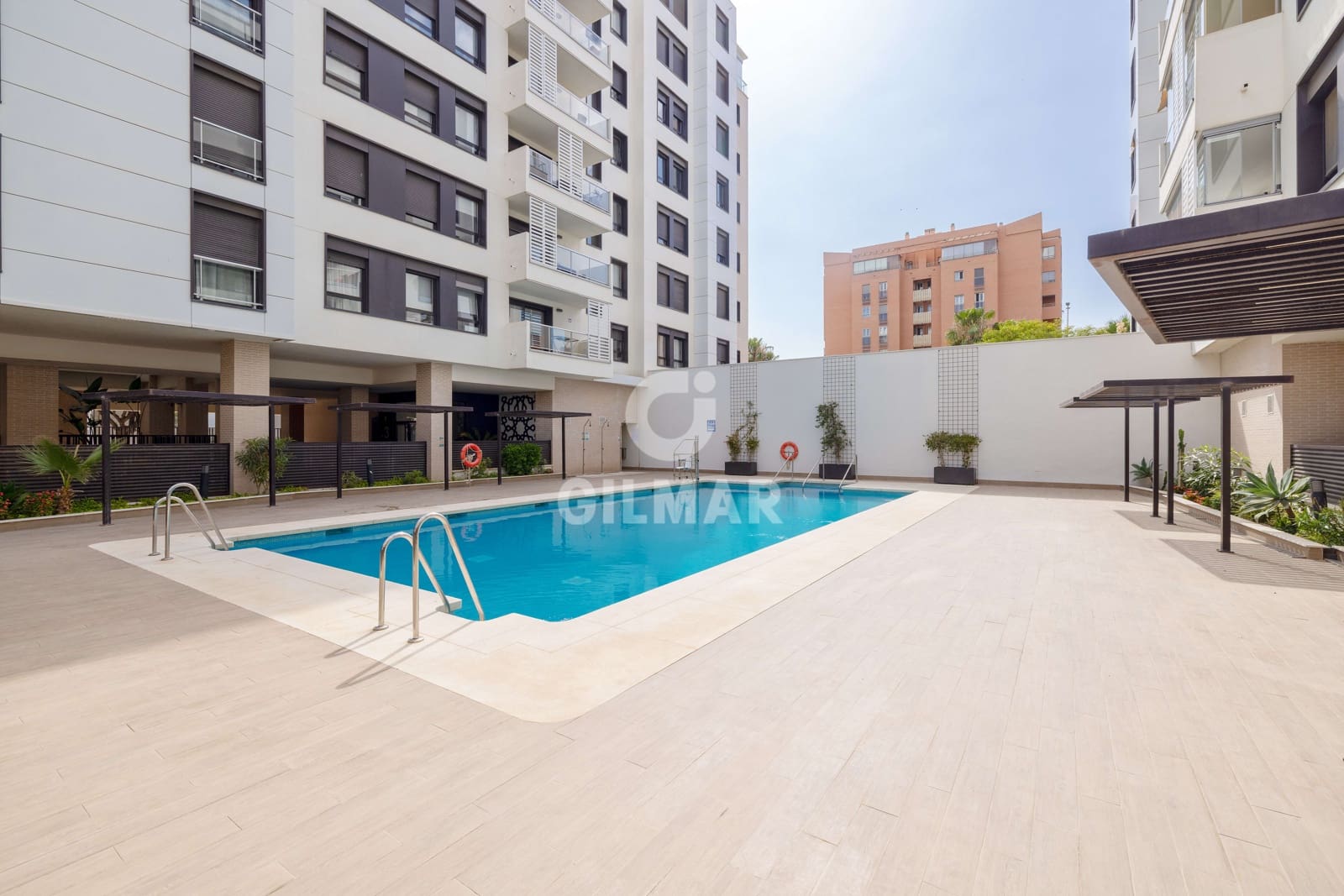 3 sovrum Lägenhet till salu i Malaga stad med pool garage - 1 275 000 € (Ref: 9976474)