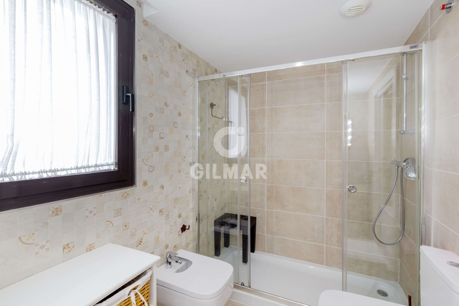 3 sovrum Lägenhet till salu i Malaga stad med pool garage - 1 275 000 € (Ref: 9976474)