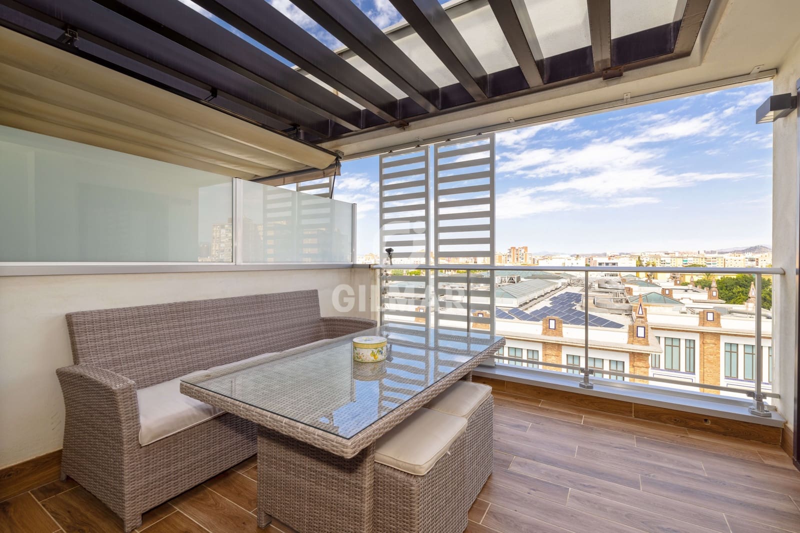 3 sovrum Lägenhet till salu i Malaga stad med pool garage - 1 275 000 € (Ref: 9976474)