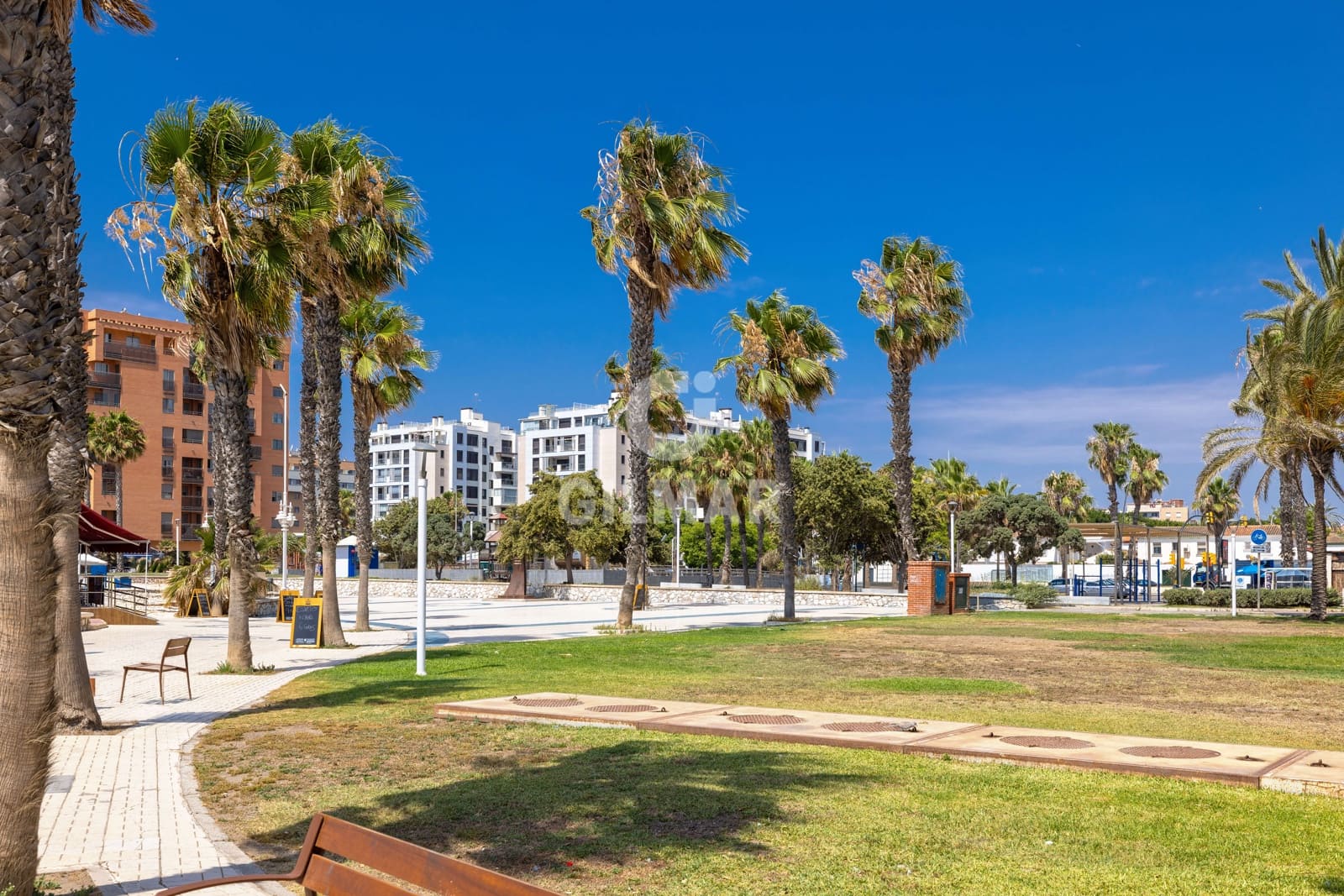 3 sovrum Lägenhet till salu i Malaga stad med pool garage - 1 275 000 € (Ref: 9976474)