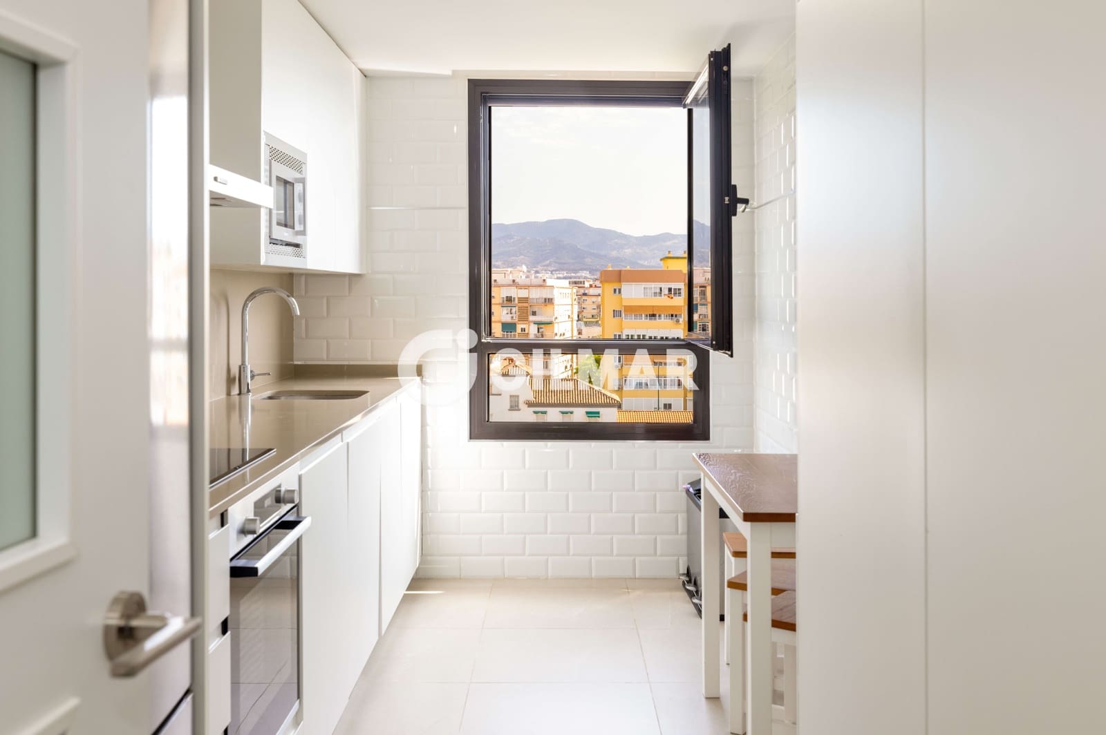 Piso de 3 habitaciones en Málaga ciudad en venta con piscina garaje - 1.275.000 € (Ref: 9976474)