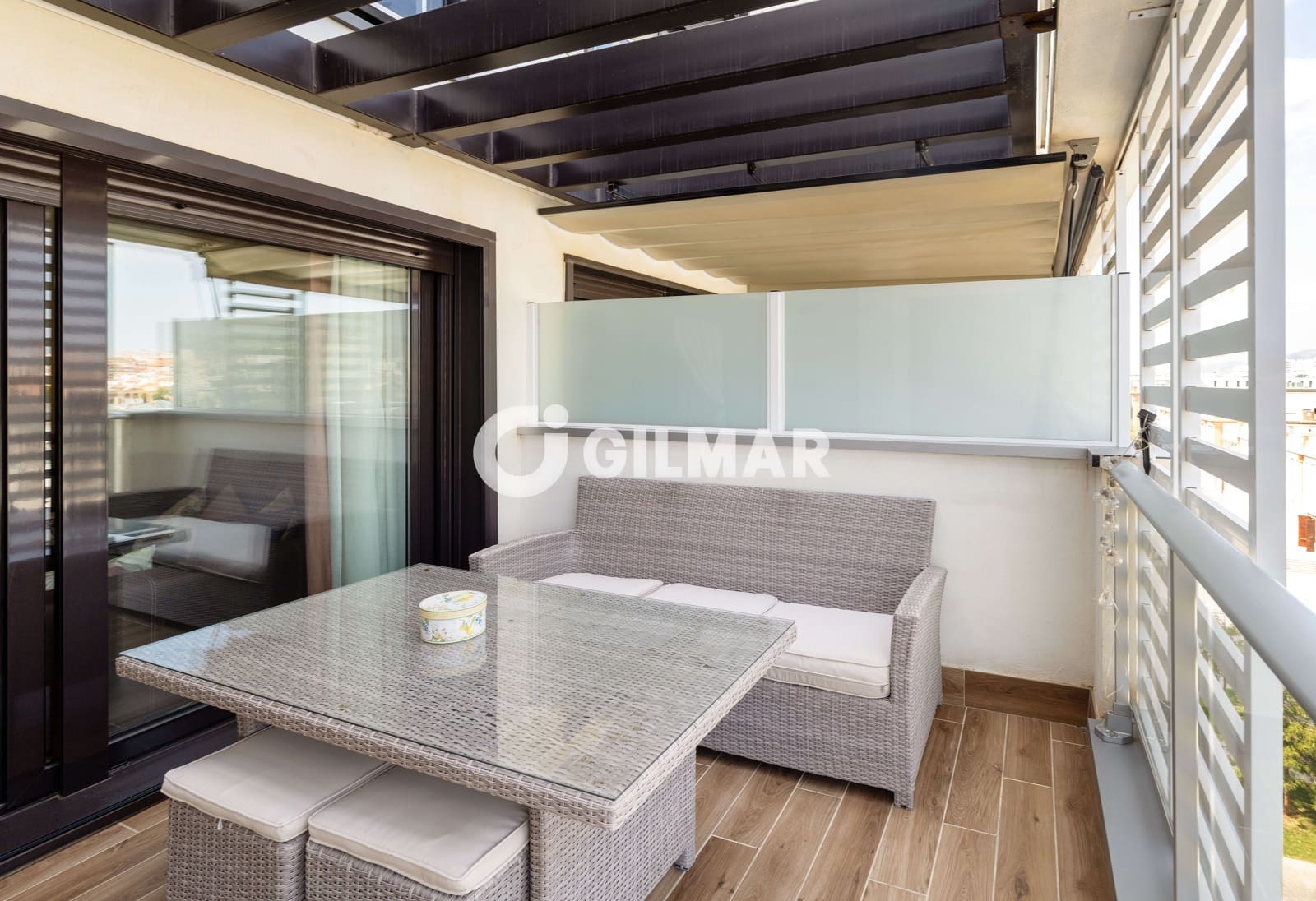 Piso de 3 habitaciones en Málaga ciudad en venta con piscina garaje - 1.275.000 € (Ref: 9976474)