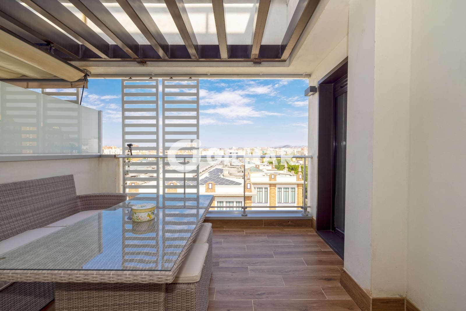 Piso de 3 habitaciones en Málaga ciudad en venta con piscina garaje - 1.275.000 € (Ref: 9976474)