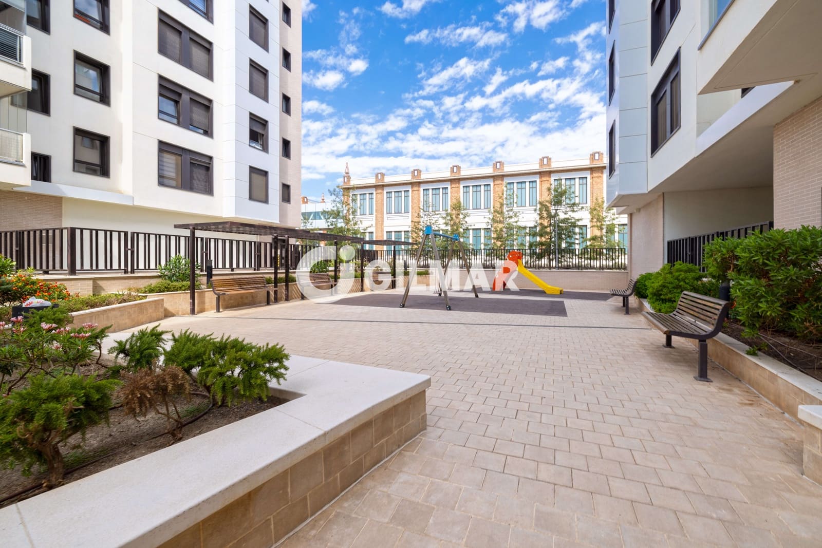 Piso de 3 habitaciones en Málaga ciudad en venta con piscina garaje - 1.275.000 € (Ref: 9976474)