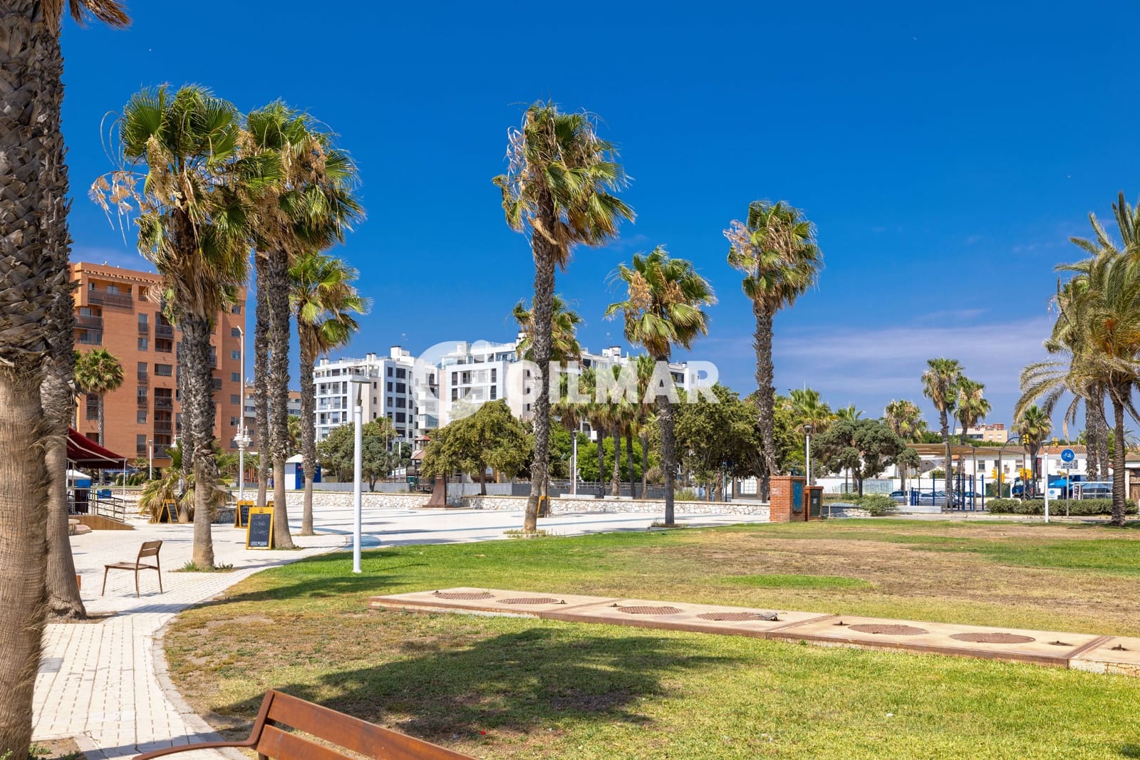 Piso de 3 habitaciones en Málaga ciudad en venta con piscina garaje - 1.275.000 € (Ref: 9976474)