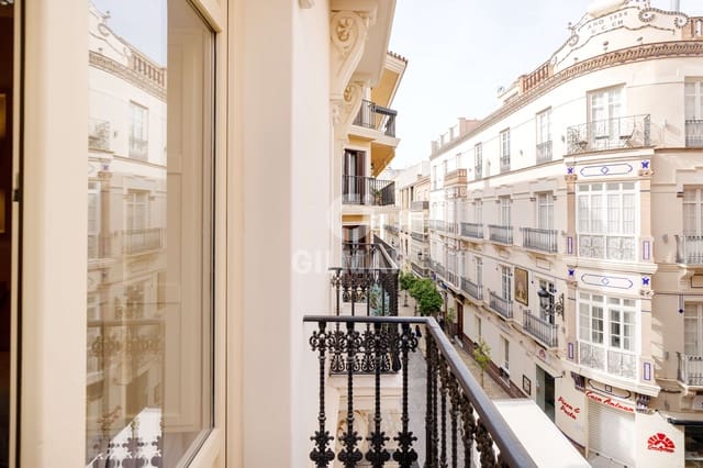 2 soveværelse Lejlighed til salg i La Goleta, Málaga by - € 540.000 (Ref: 9976475)