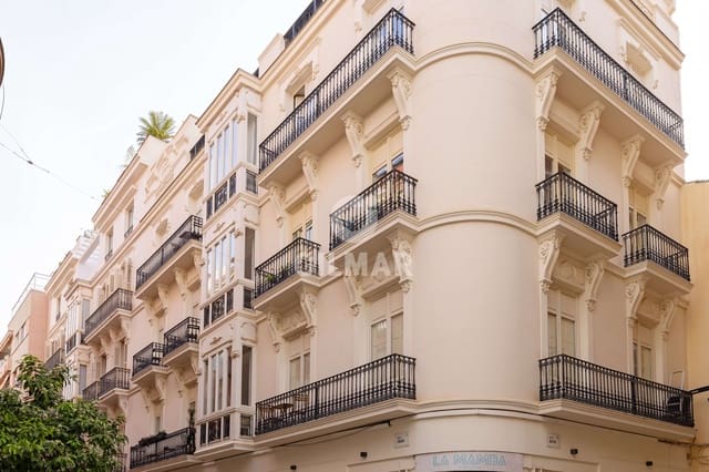 2 soveværelse Lejlighed til salg i La Goleta, Málaga by - € 540.000 (Ref: 9976475)
