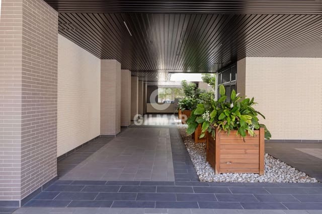 3 soverom Leilighet til salgs i Pacifico, Málaga by med svømmebasseng garasje - € 725 000 (Ref: 9976476)
