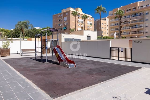 3 soverom Leilighet til salgs i Pacifico, Málaga by med svømmebasseng garasje - € 725 000 (Ref: 9976476)