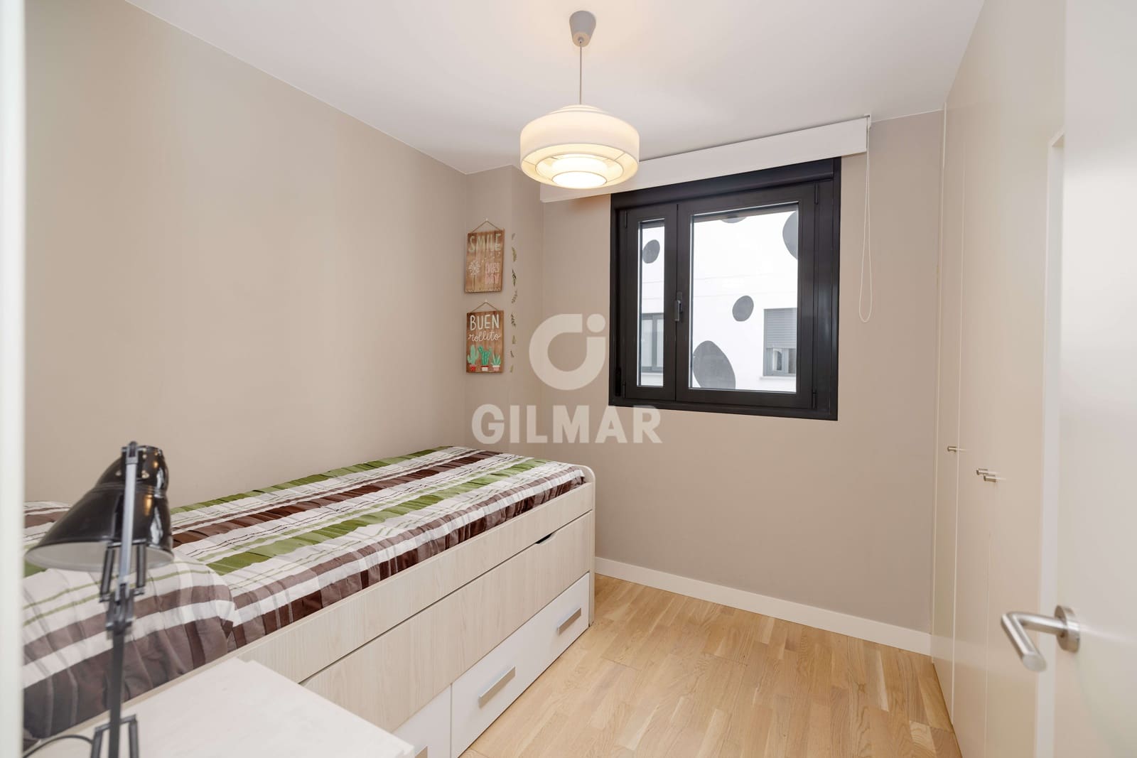 3 soverom Leilighet til salgs i Malaga by med svømmebasseng garasje - € 725 000 (Ref: 9976476)