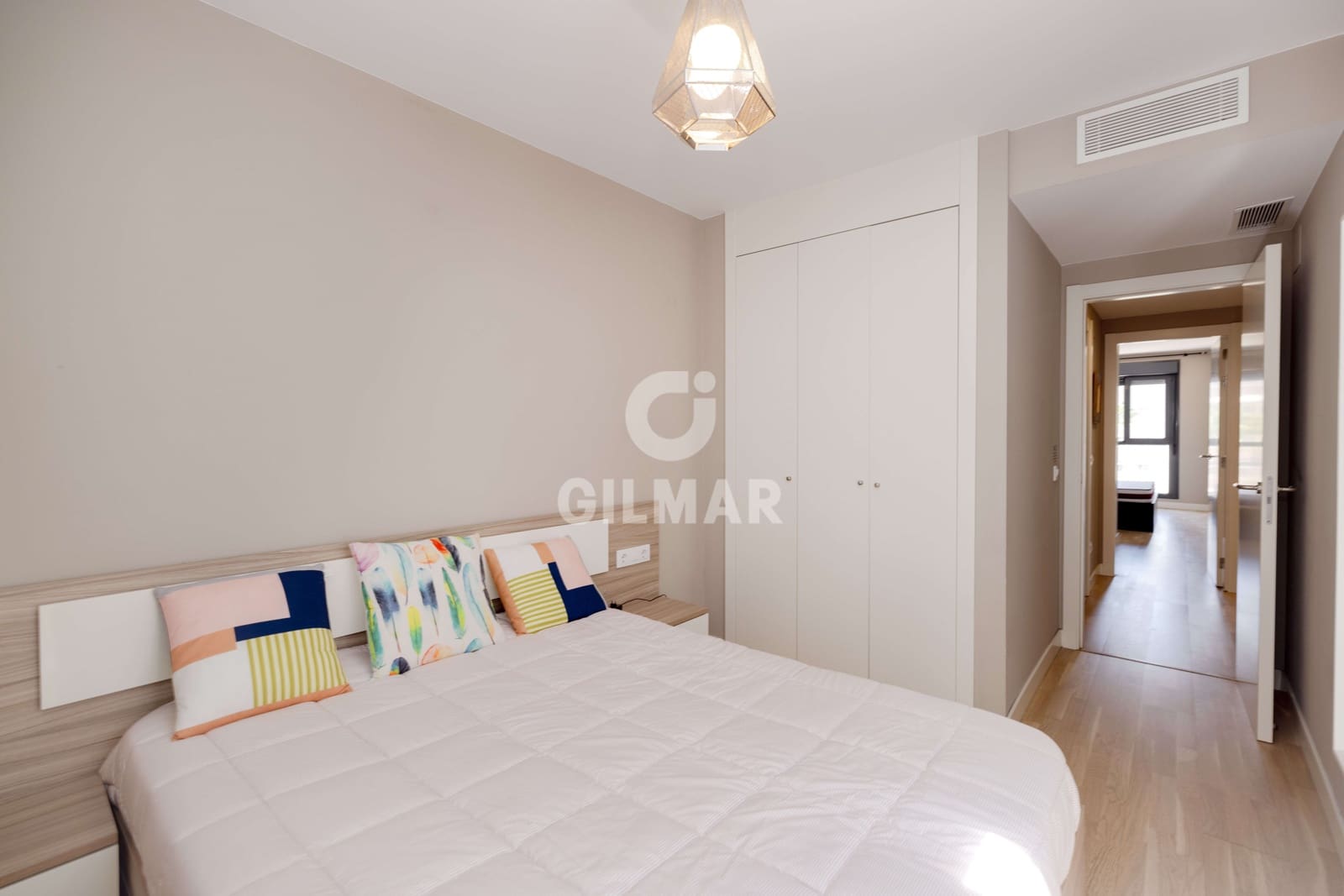 3 soverom Leilighet til salgs i Malaga by med svømmebasseng garasje - € 725 000 (Ref: 9976476)