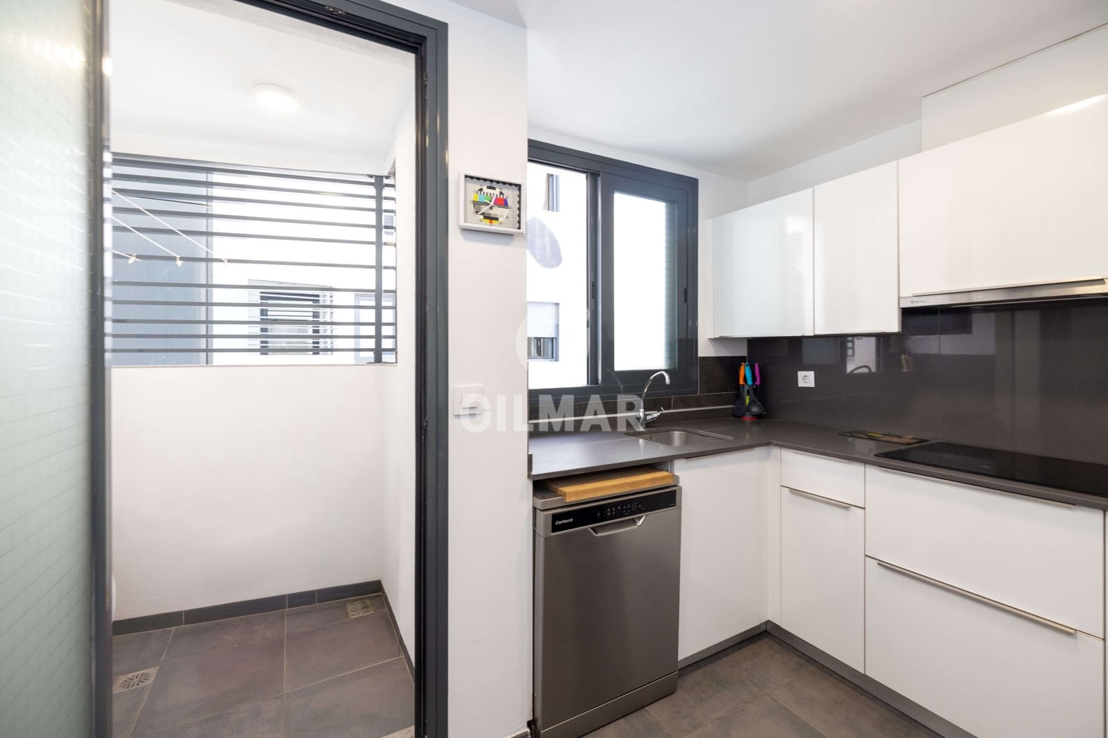 3 soverom Leilighet til salgs i Malaga by med svømmebasseng garasje - € 725 000 (Ref: 9976476)