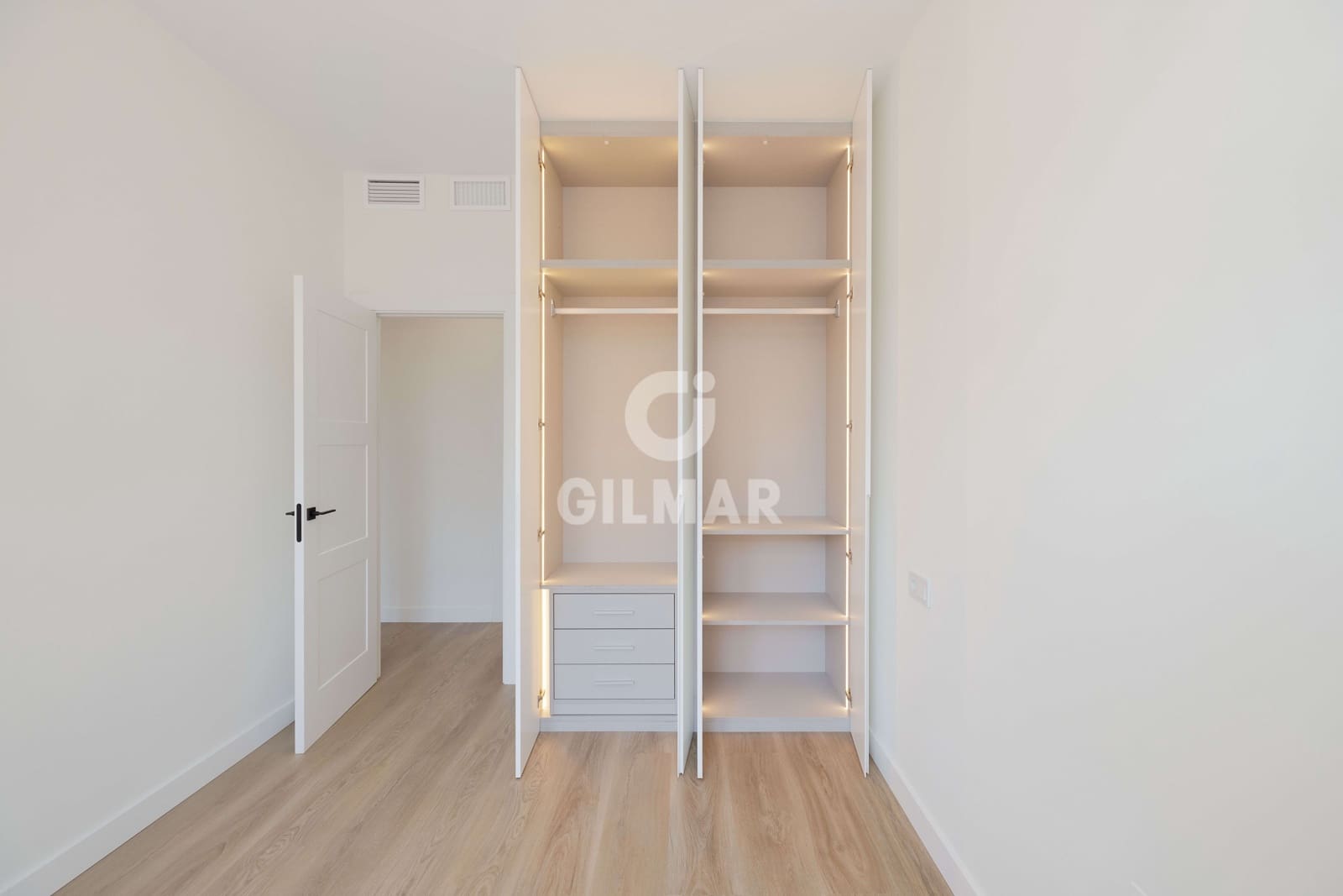 3 sypialnia Mieszkanie na sprzedaż w Miasto Malaga - 740 000 € (Ref: 9976574)