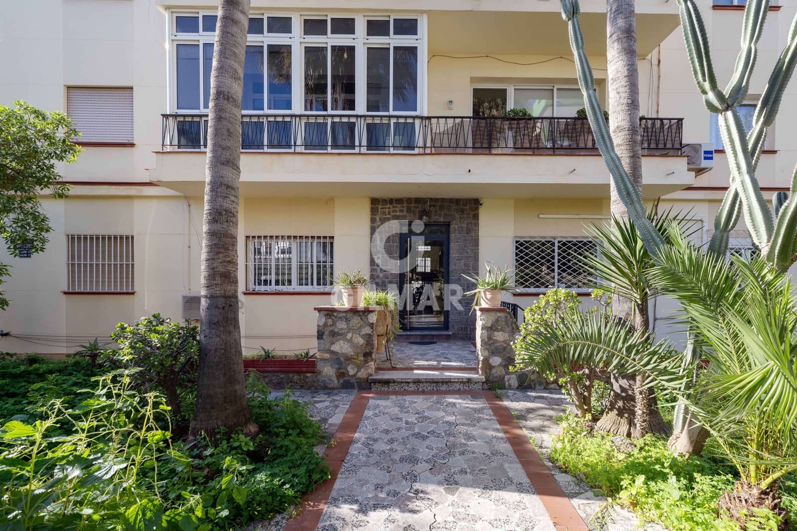 2 slaapkamer Flat te koop in Malaga stad - € 449.000 (Ref: 9976575)