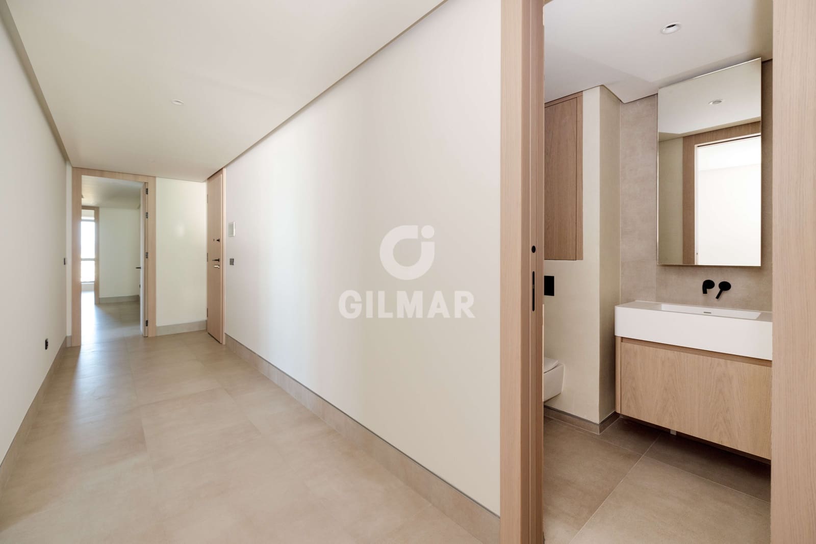 4 soverom Leilighet til salgs i Malaga by med svømmebasseng garasje - € 2 464 000 (Ref: 9976576)