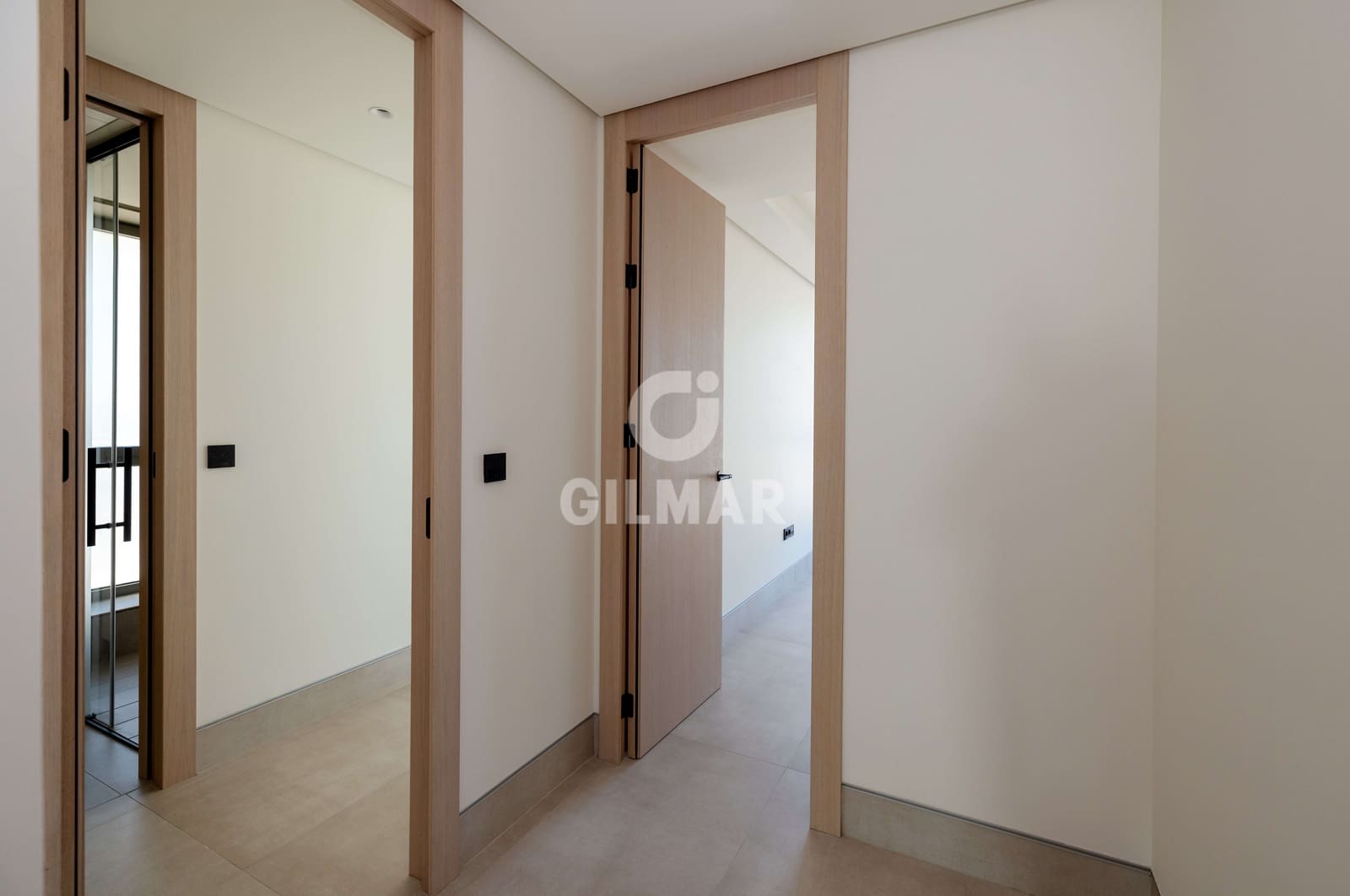 4 soverom Leilighet til salgs i Malaga by med svømmebasseng garasje - € 2 464 000 (Ref: 9976576)