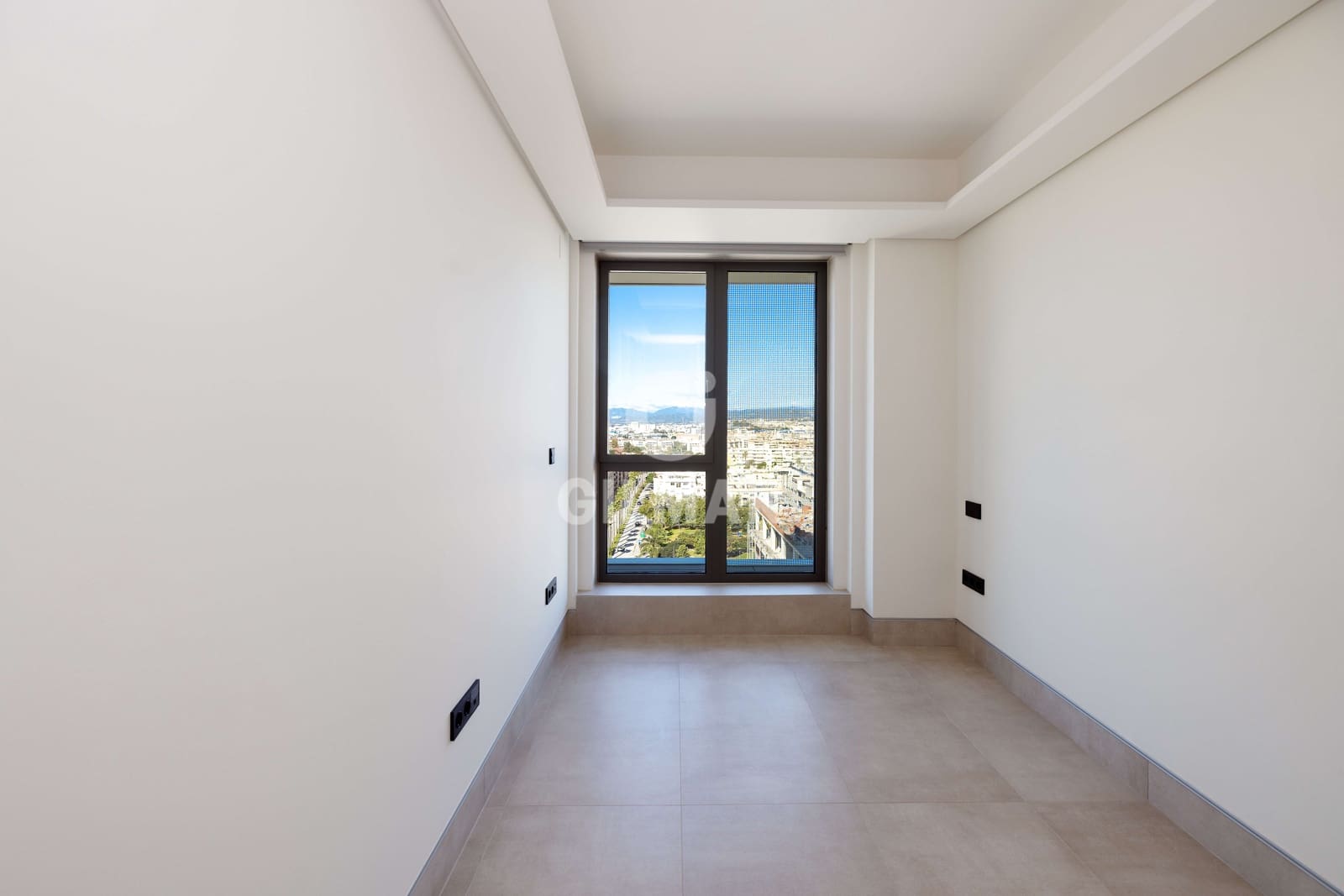 4 soverom Leilighet til salgs i Malaga by med svømmebasseng garasje - € 2 464 000 (Ref: 9976576)