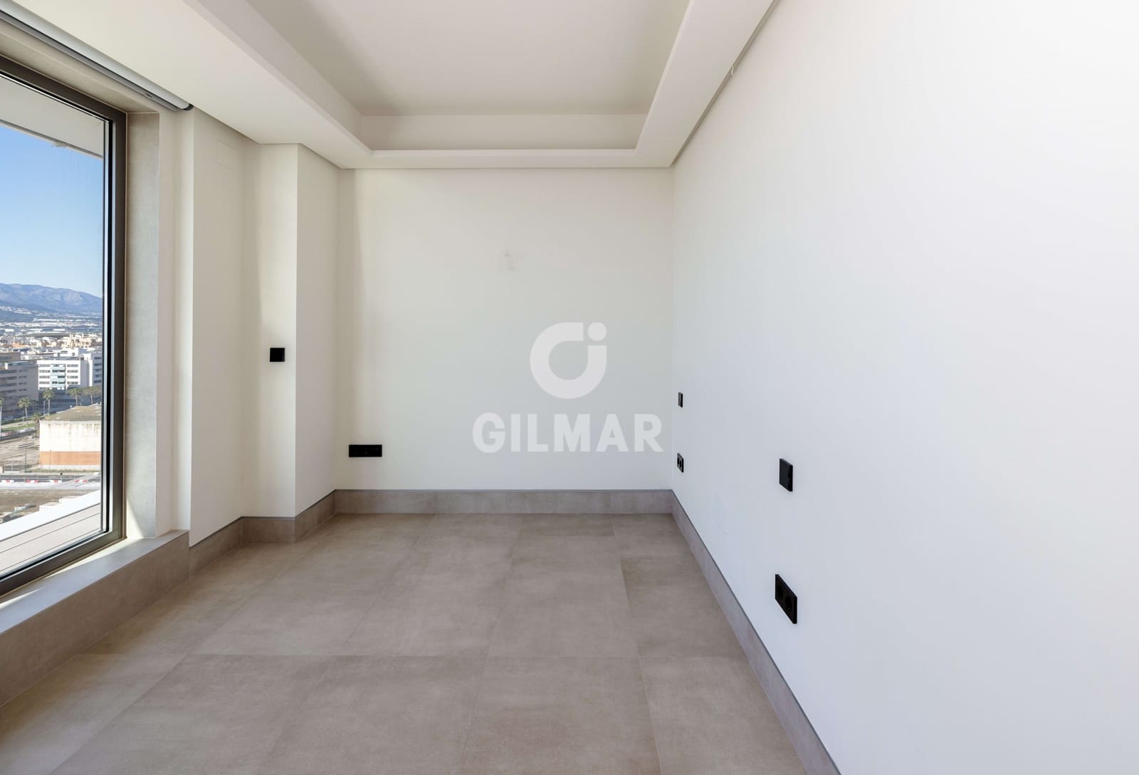 4 soverom Leilighet til salgs i Malaga by med svømmebasseng garasje - € 2 464 000 (Ref: 9976576)