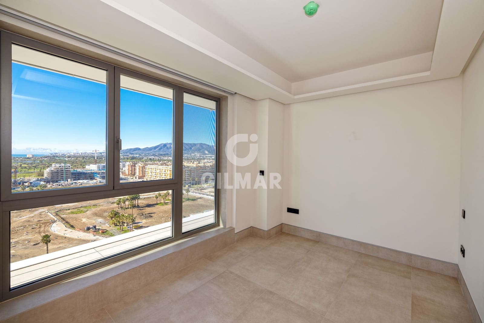 4 soverom Leilighet til salgs i Malaga by med svømmebasseng garasje - € 2 464 000 (Ref: 9976576)