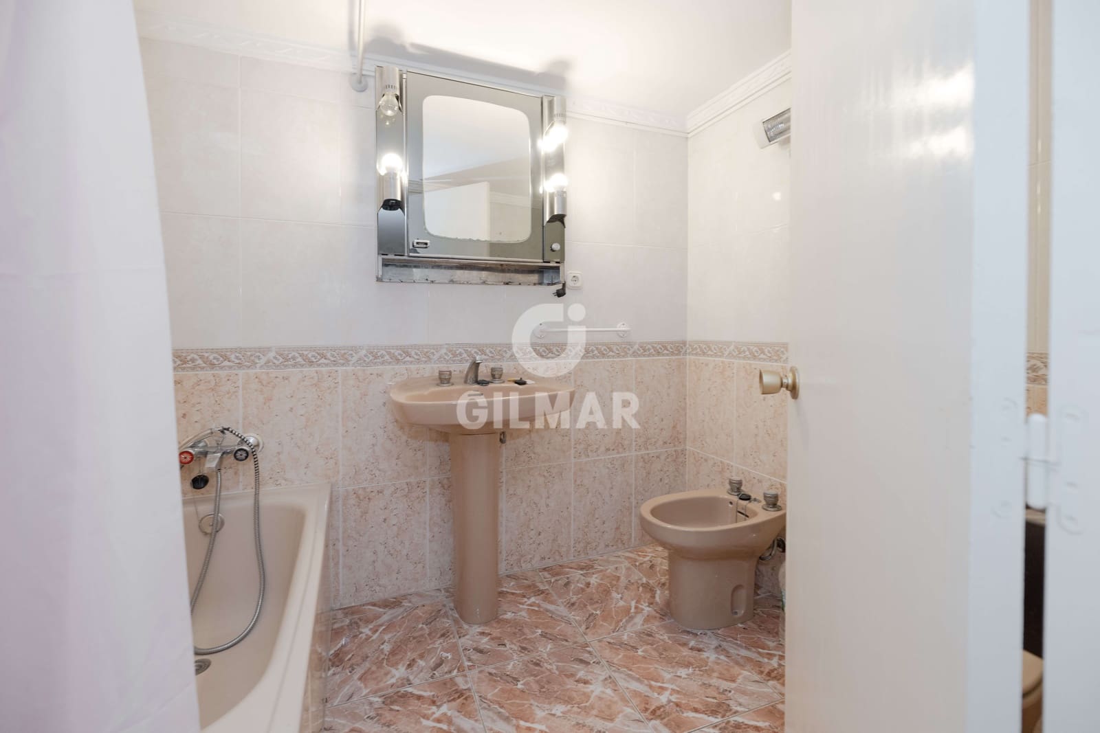 3 soverom Villa til salgs i Malaga by - € 660 000 (Ref: 9976577)